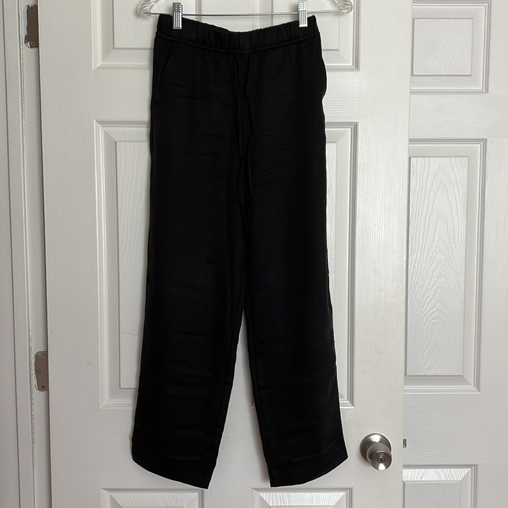 H&M Black Pull-On Pants XS